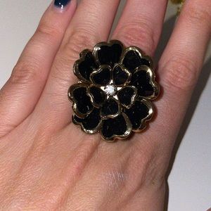 Statement ring - flower